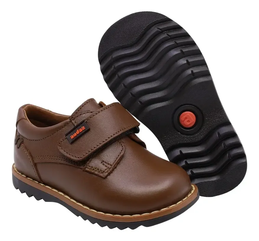 Audaz zapato de piel con velcro para bebé, color miel