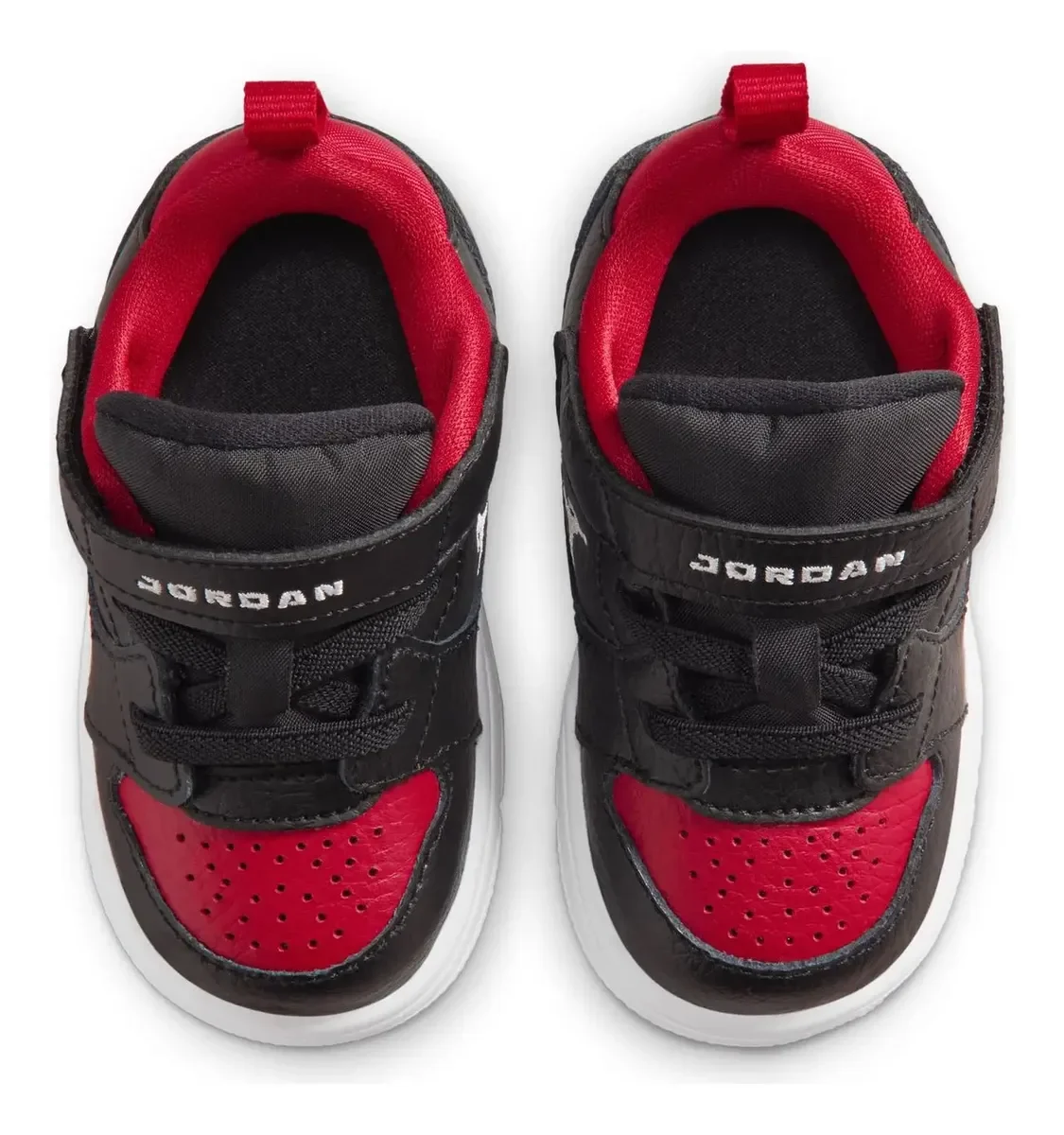 Jordan Access Court Low tenis para bebé, negro con rojo